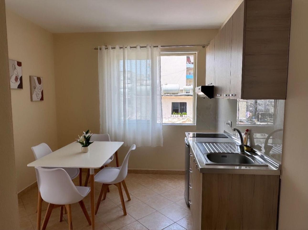 Sea & Gardenview Apartments Durres Bagian luar foto