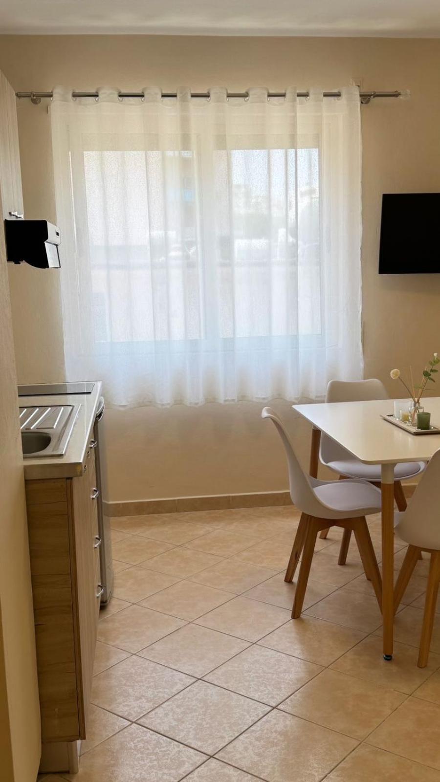 Sea & Gardenview Apartments Durres Bagian luar foto