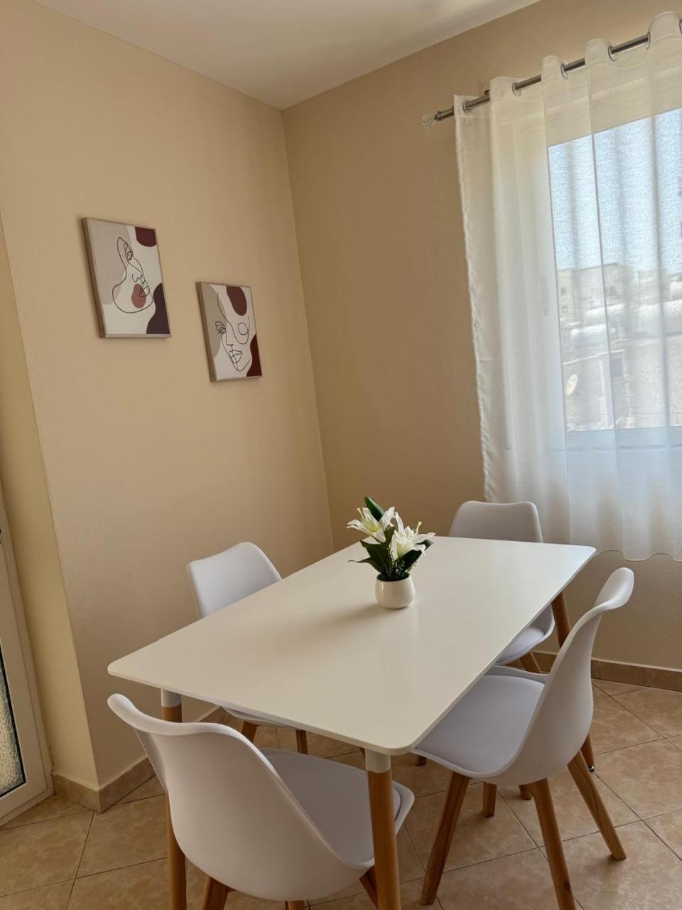 Sea & Gardenview Apartments Durres Bagian luar foto