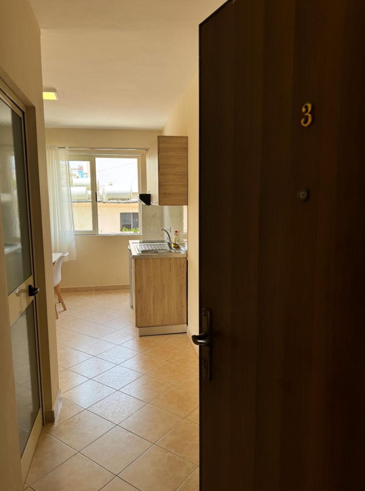 Sea & Gardenview Apartments Durres Bagian luar foto
