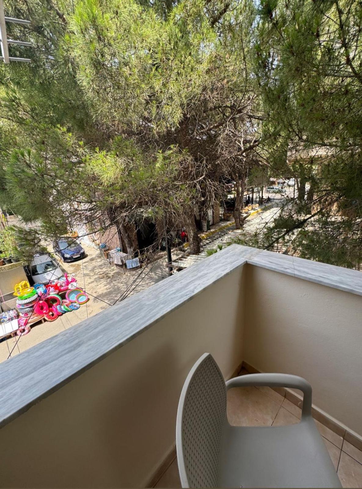 Sea & Gardenview Apartments Durres Bagian luar foto